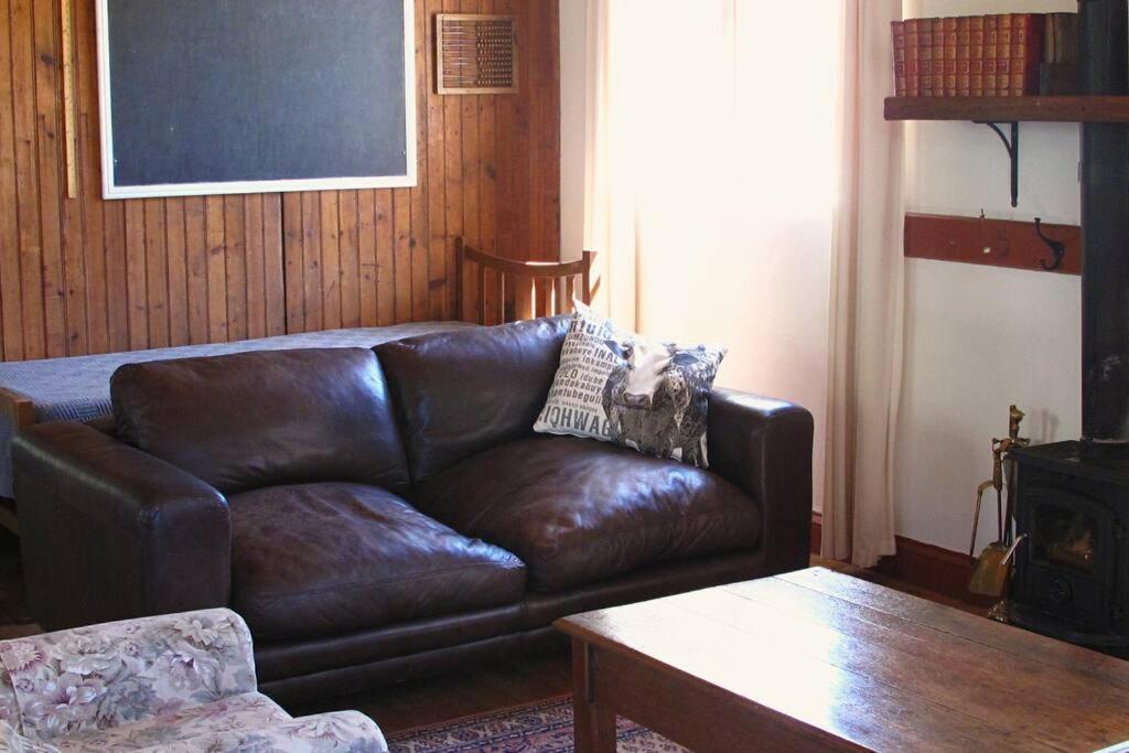 The Old School House Hotel Calitzdorp Luaran gambar